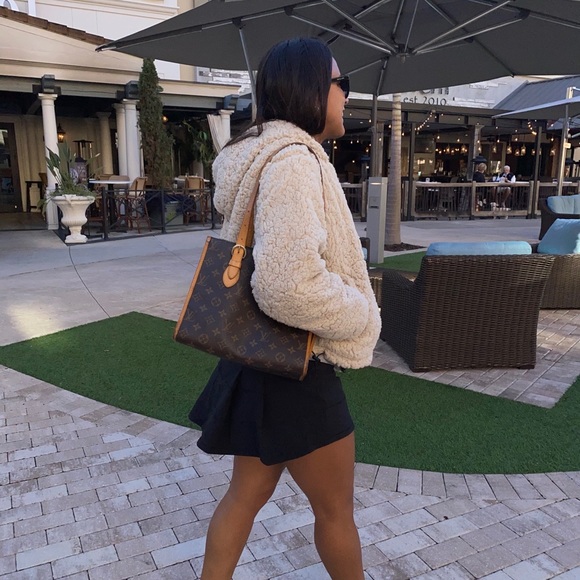 Louis Vuitton Handbags - Louis Vuitton Popincourt Monogram Shoulder Bag